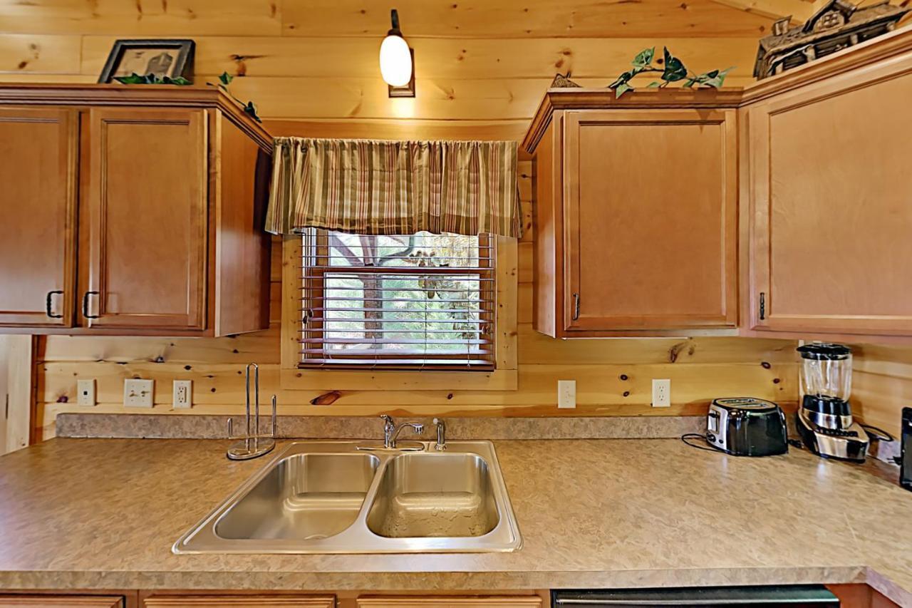 Вилла Gatlinburg Falls Cabin Unit 812 Экстерьер фото